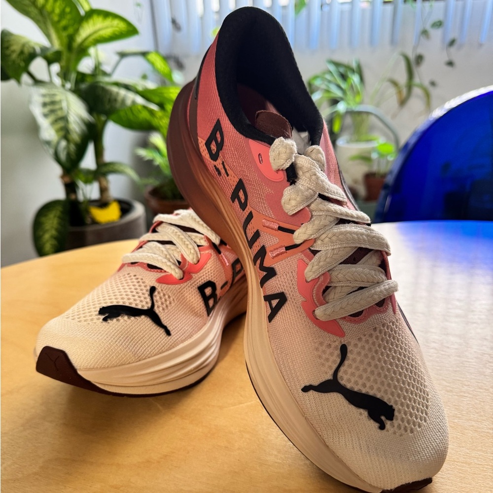 PUMA x THE BROOKLYN CIRCUS Deviate NITRO™ 3 Running Shoes (Alpine Snow/Hibiscus)
